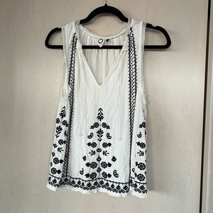 Anthropologie Embroidered Tank Size S Great Condition